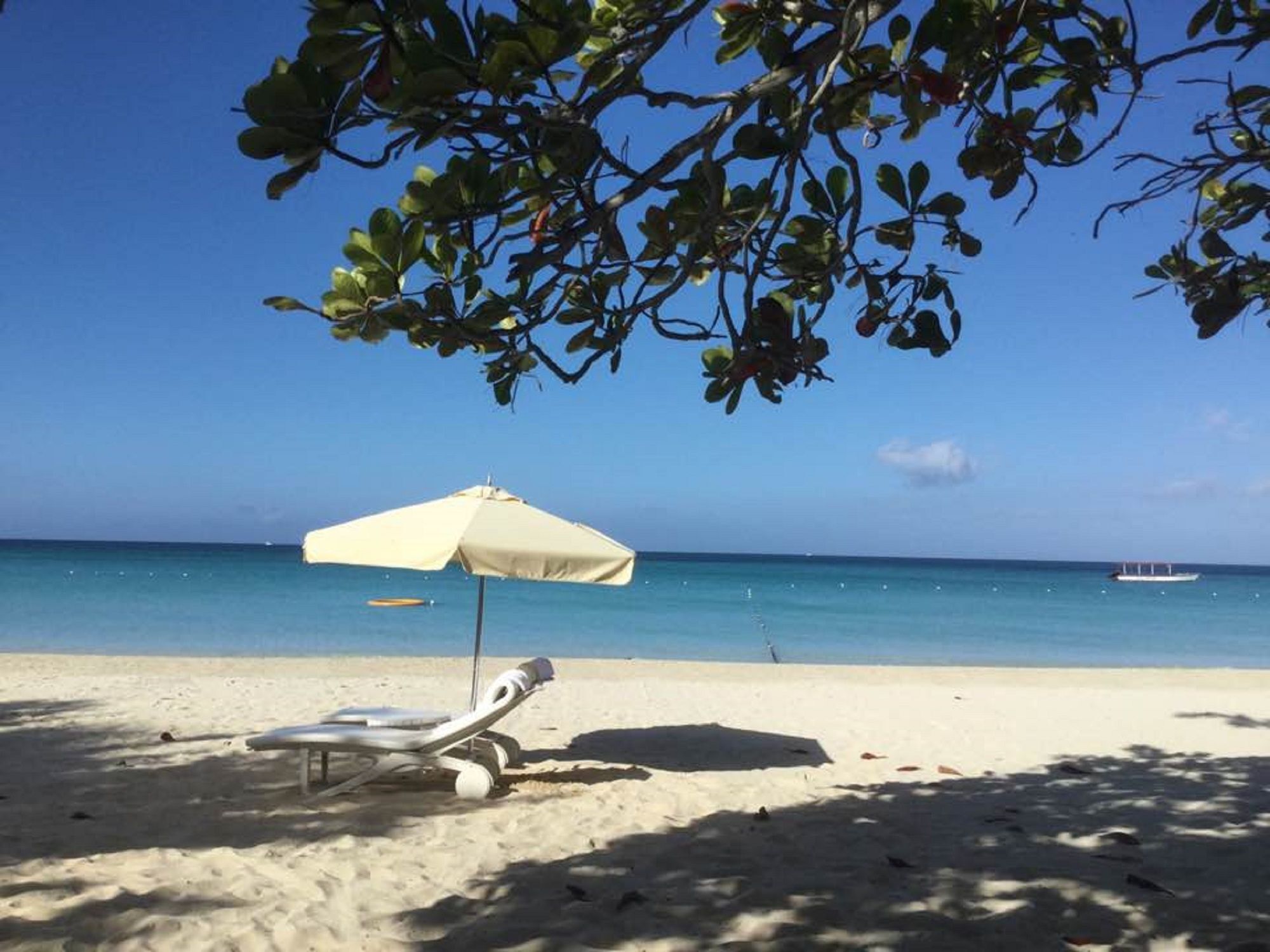 Idle Awhile Resort Negril Exterior photo